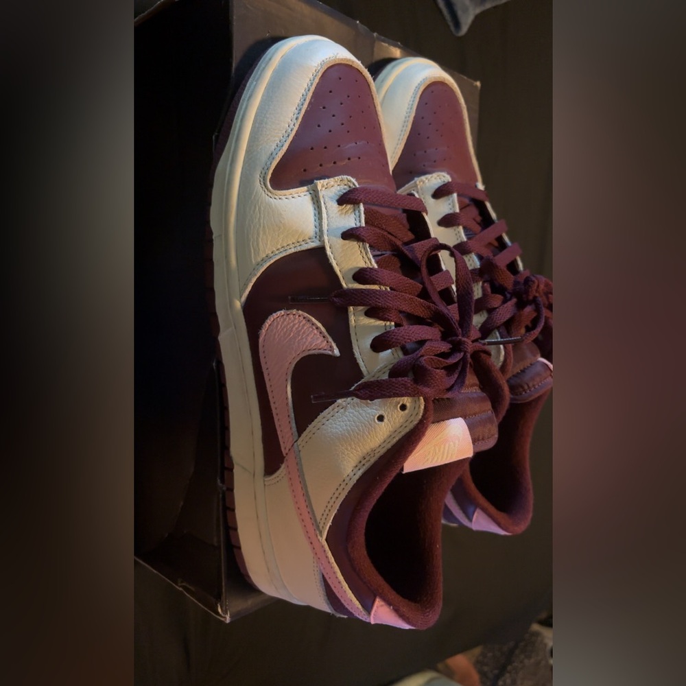 Nike Valentine’s Day dunks